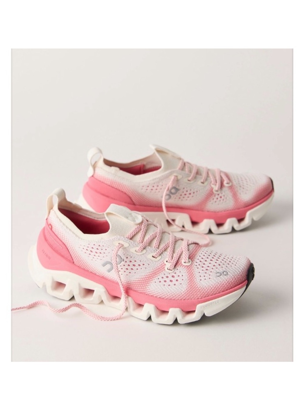 On Cloud X Tempo Running Shoes- Size 8.